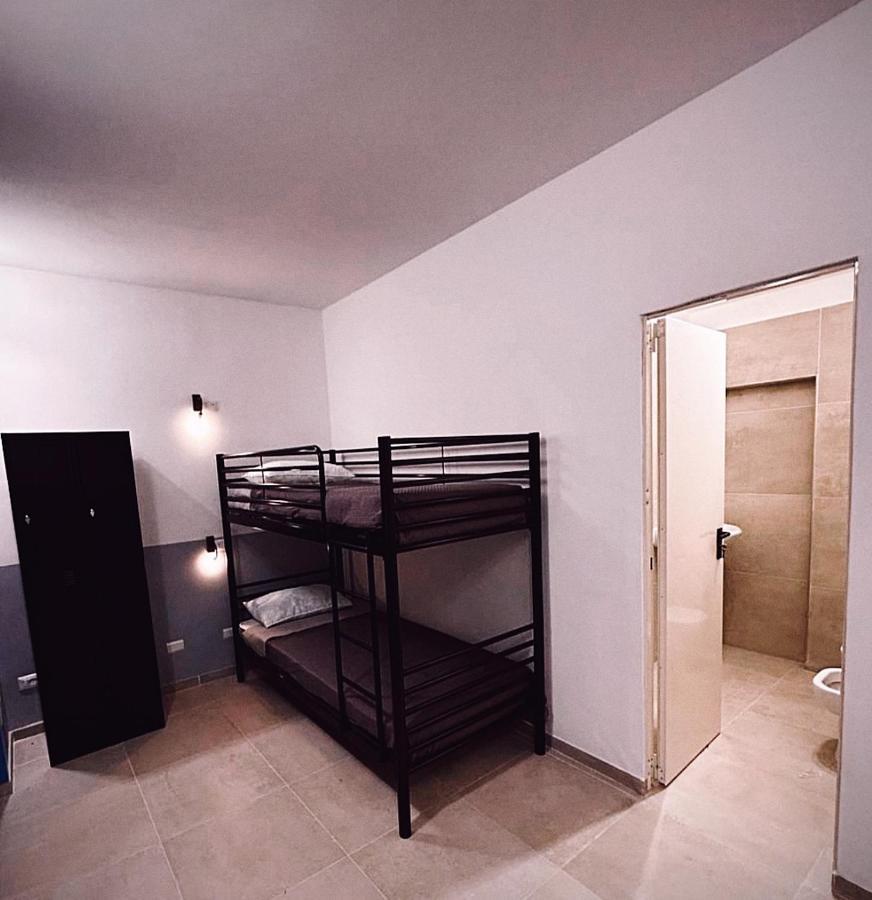 Hostel Melting Pot Rzym Zewnętrze zdjęcie