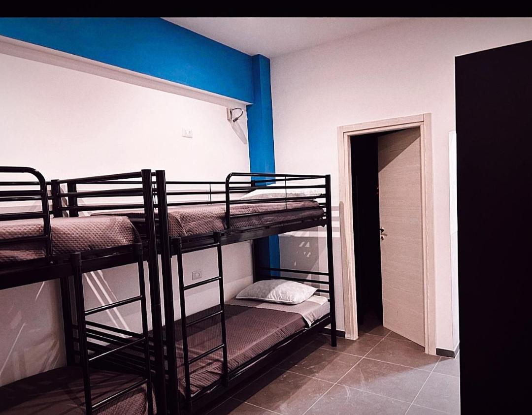 Hostel Melting Pot Rzym Zewnętrze zdjęcie