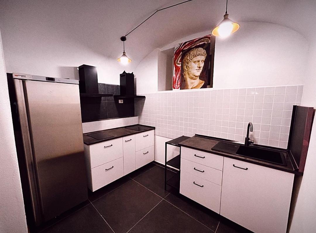 Hostel Melting Pot Rzym Zewnętrze zdjęcie